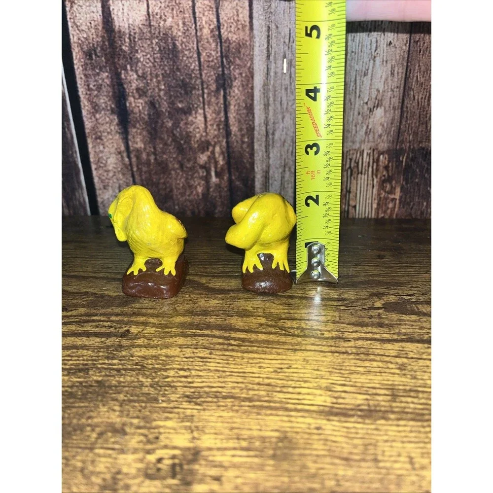 Vintage Hand Painted Ceramic Bird Salt And Pepper Shakers